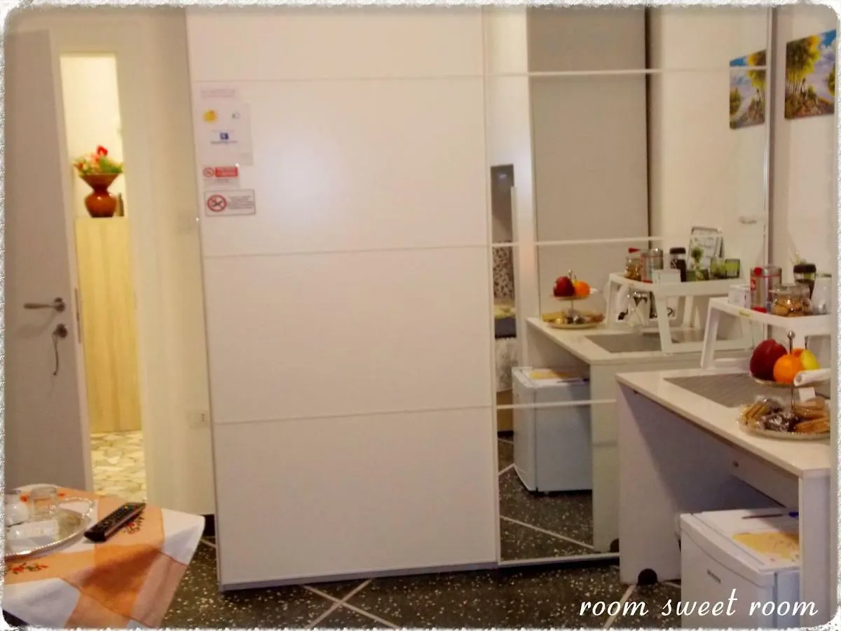 Homestay Room Sweet Room Bologna Italy